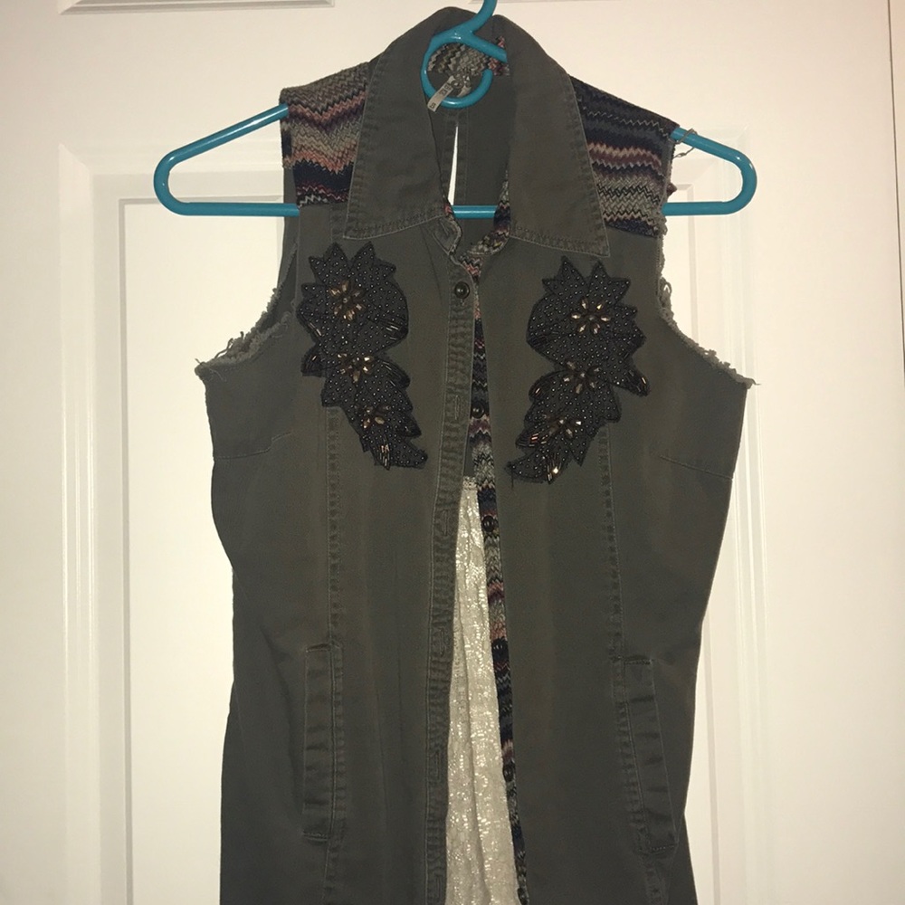Cute olive lace back button up vest